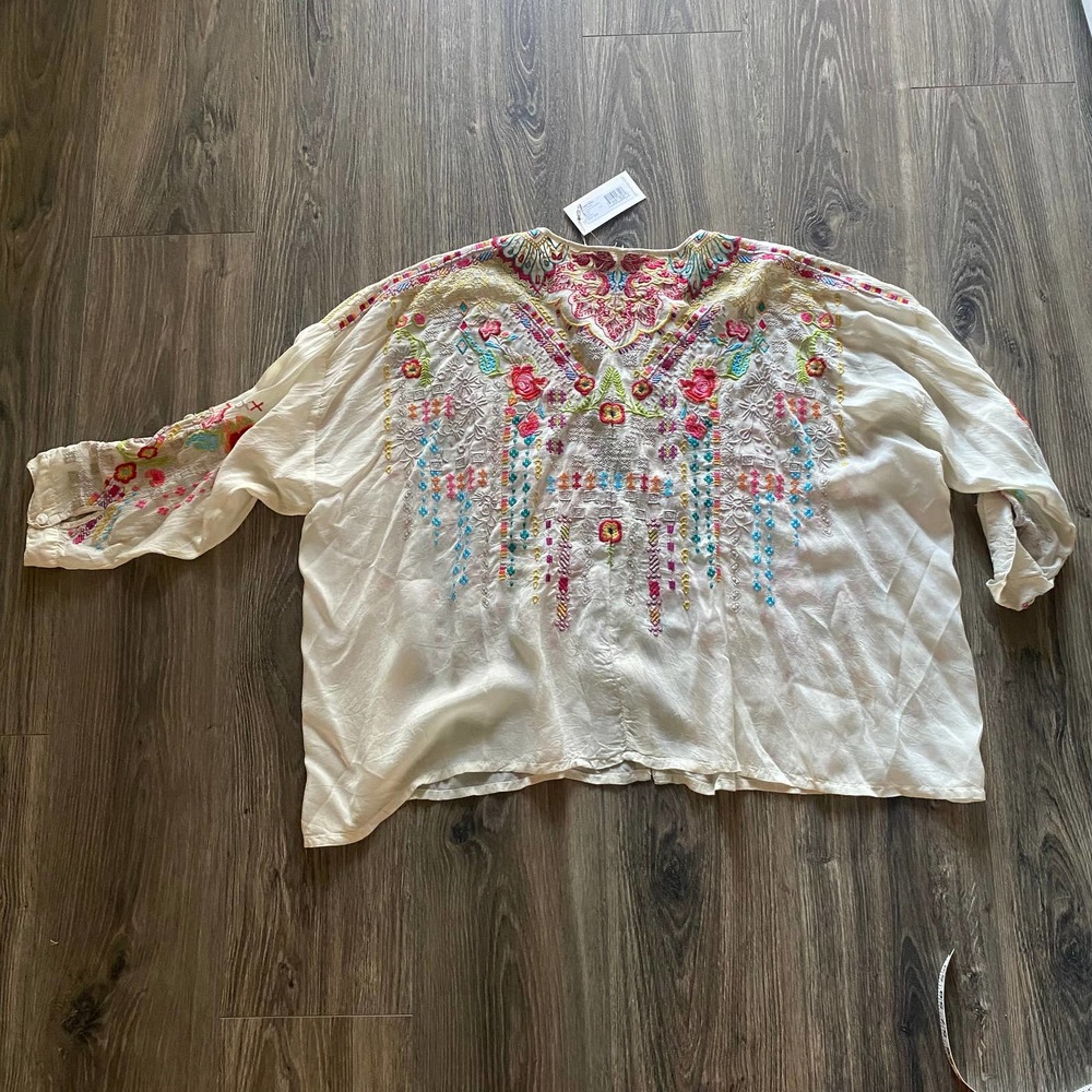 JOHNNY WAS Embroidered Tunic Blouse Top NEW NWT Size XL Valley Button Down - Picture 9 of 10
